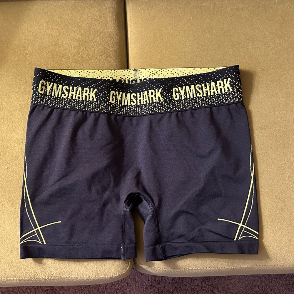 Gymshark training shorts small